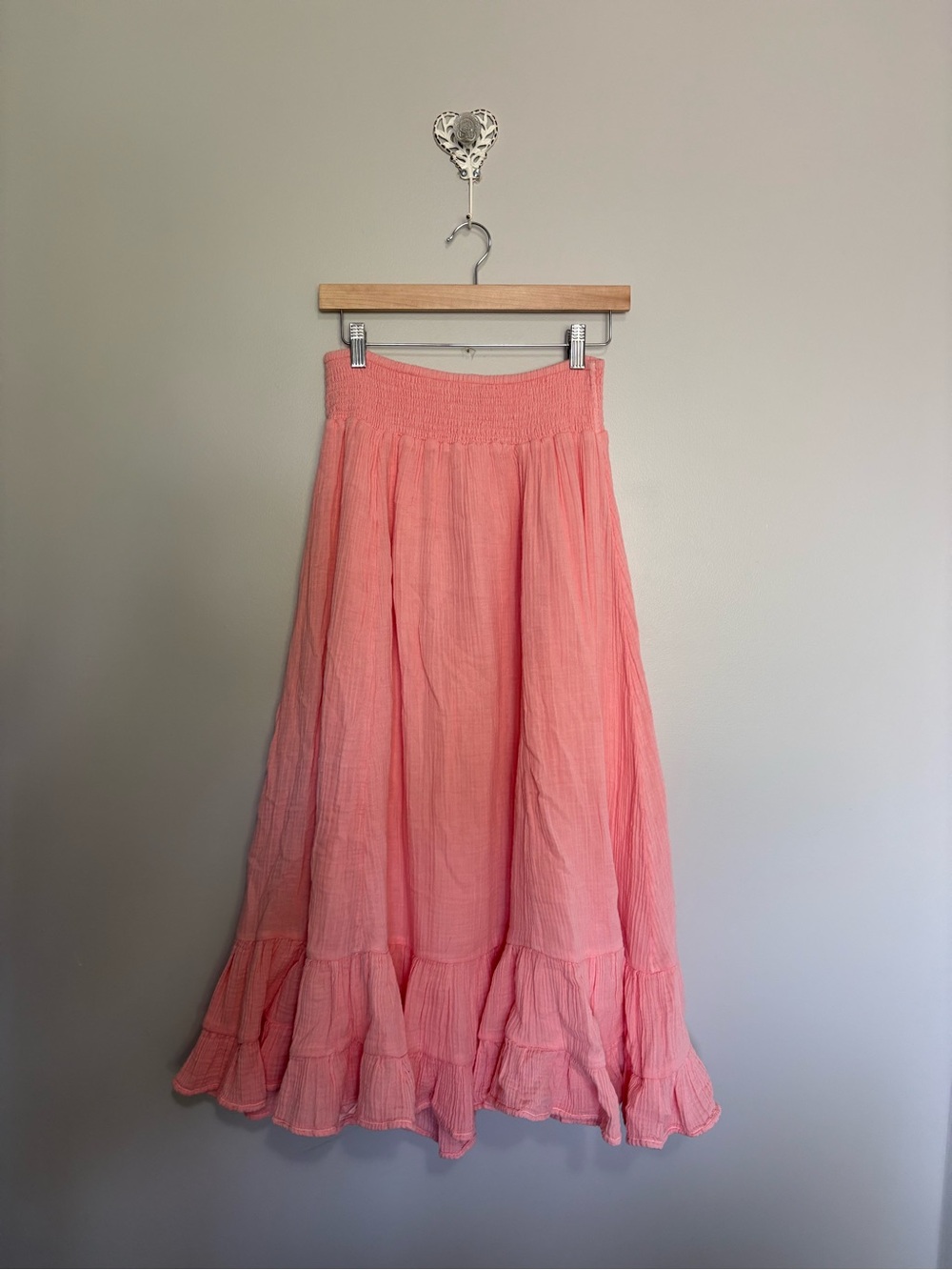 American Eagle coral skirt - Picture 2 of 3